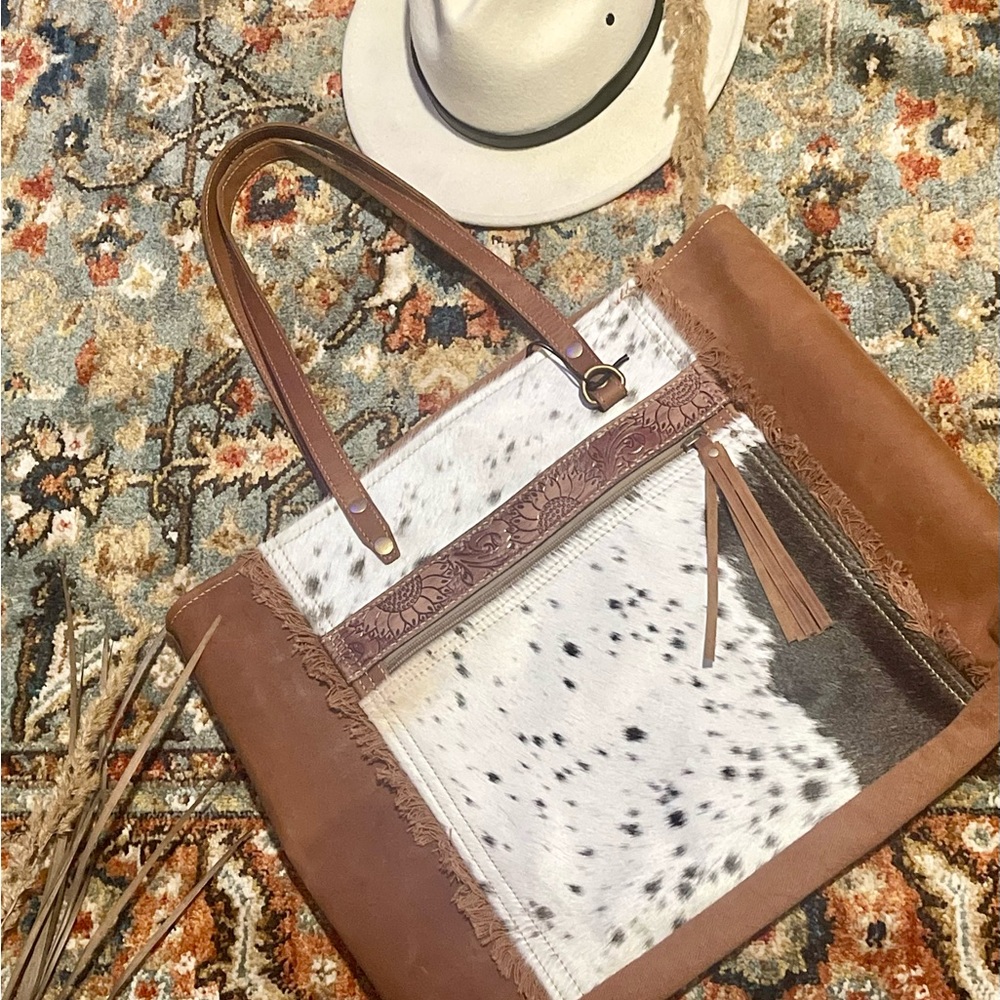 Myra bag